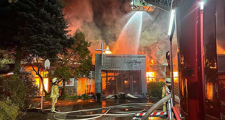 Abbildung zum Fachartikel »Brandzerstörungen und Brandschutz bei Kirchen in Deutschland« 