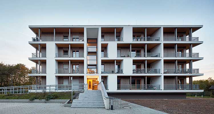 Abbildung zum Fachartikel »Modulare Energieversorgung im Holz-Hybridbau mit Eisspeicher« 