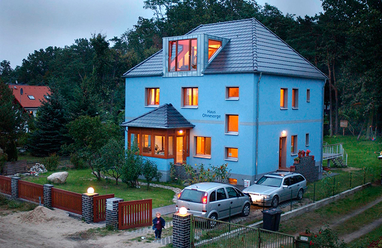 Ziel erreicht – alte Bausubstanz wurde erhalten und zu Wohneigentum mit modernem Komfort und hohen energetischen Standards umgebaut und modernisiert. (&copy; Bauherren-Schutzbund e.V.) 