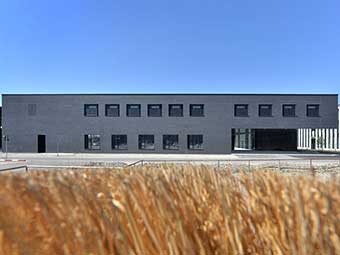 Rundum nachhaltig: Fraunhofer IGCV zieht Fazit der ersten Monate in neuer Augsburger »Green Factory«