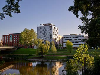 Deutscher Nachhaltigkeitspreis Architektur geht an das Holzhochhaus SKAIO in Heilbronn