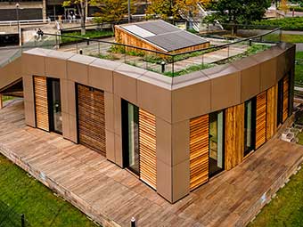  Erstes Haus des Solar Decathlon steht