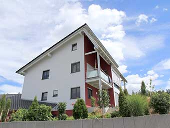 Gesamtverhalten von Wärmedämmverbundsystemen im Holzbau vorhersagen