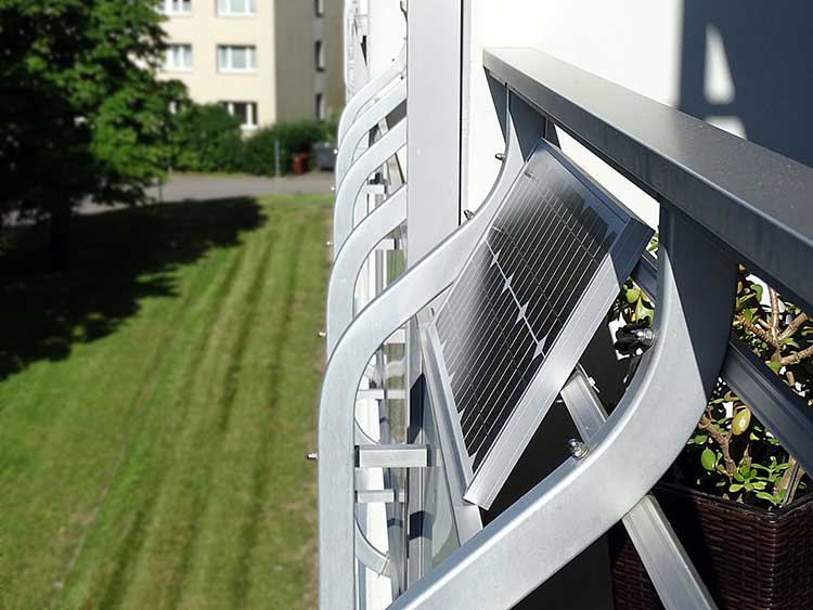 Solaranlage auf dem Balkon 