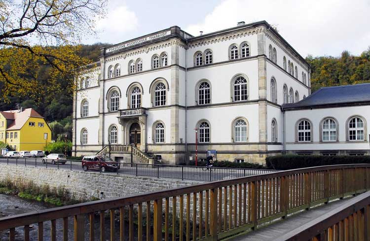 Abbildung zur Meldung »Stiftungsprofessur für ressourceneffizienten Hochbau« TU Dresden/Eckold