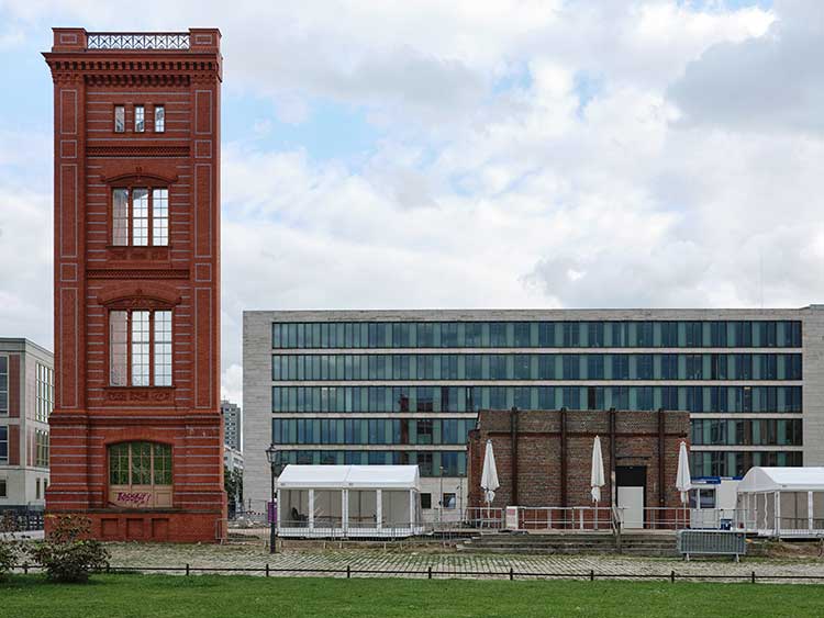 Die Bauakademie startet am Schinkelplatz 