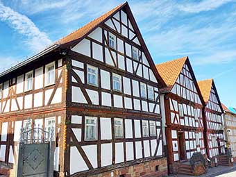 Innovative und nachhaltige Dämmsysteme für Fachwerkgebäude