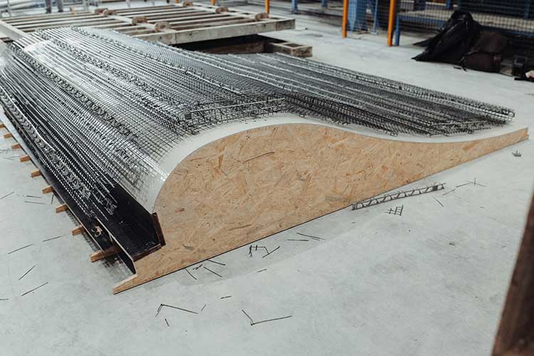 Surfwelle Augsburg – aus Carbonbeton mit zirkulären Baustoffen nachhaltig konstruiert  