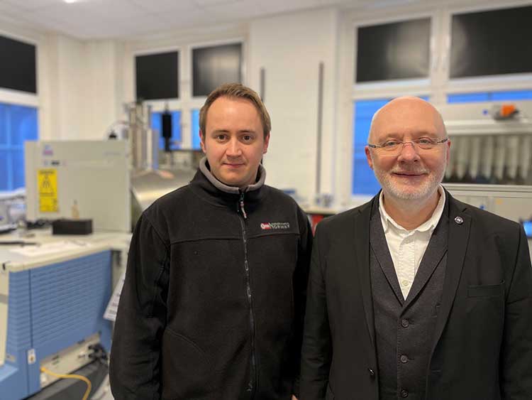 Forscher aus Mülheim und Herzogenrath arbeiten an nachhaltigem Heizöl 