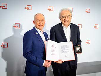 Werner Sobek mit der Emil-Mörsch-Denkmünze des DBV ausgezeichnet