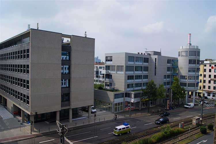 Textilfassade soll Luftqualität in der Kölner Innenstadt verbessern 