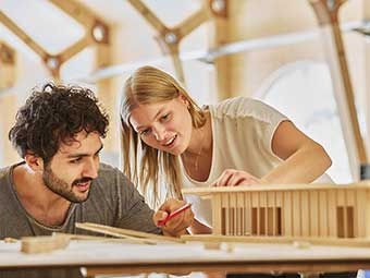 Neuer berufsbegleitender Master-Fernstudiengang »Nachhaltige Architektur und Technik«