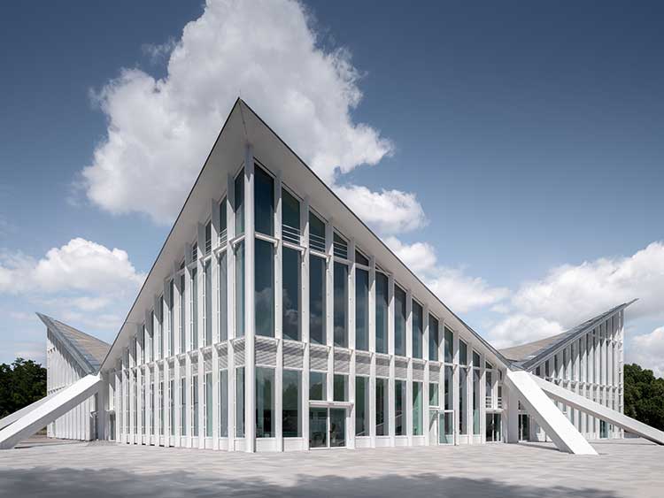 Hyparschale in Magdeburg